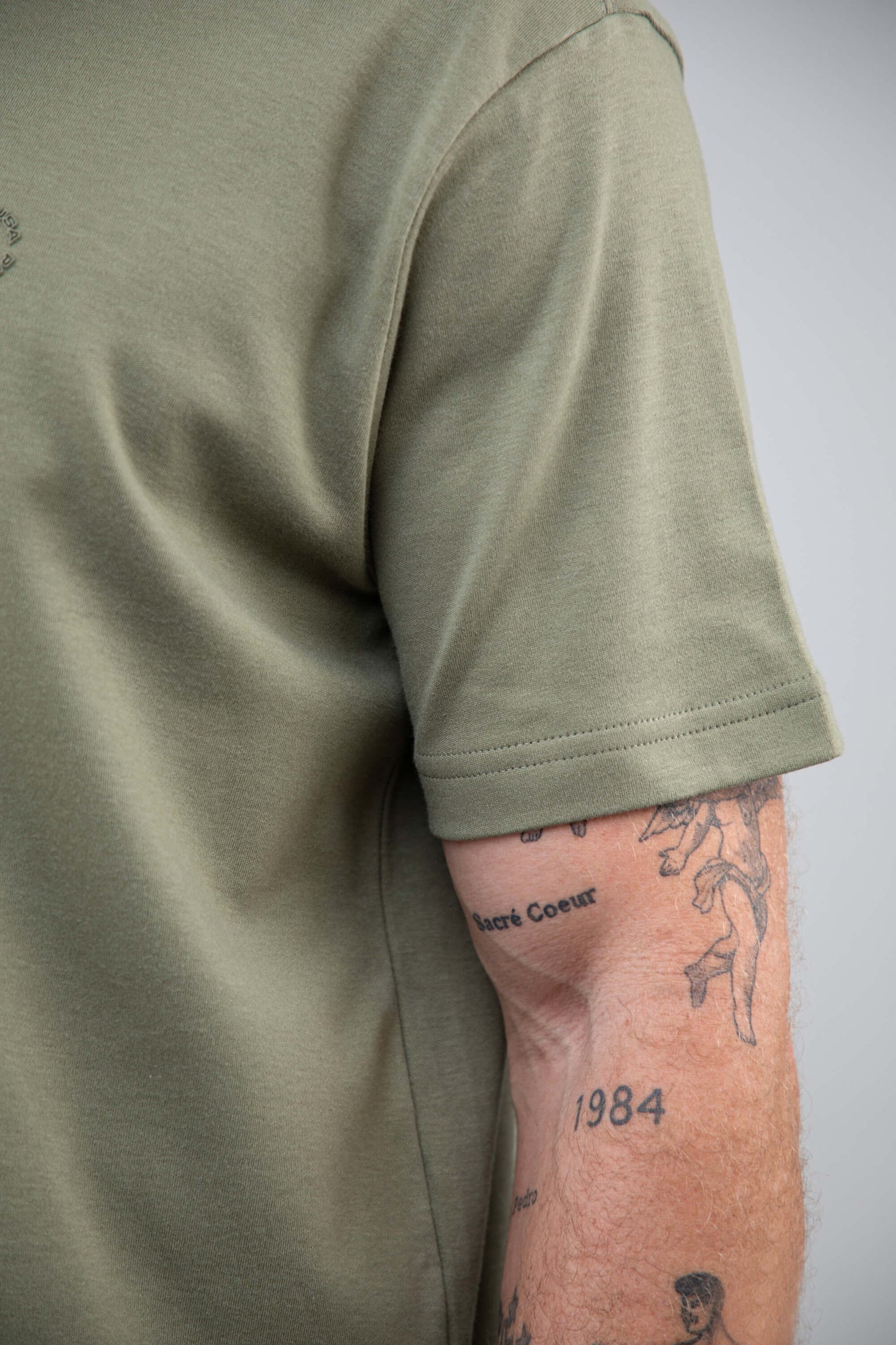 Camiseta Masculina em Suedine