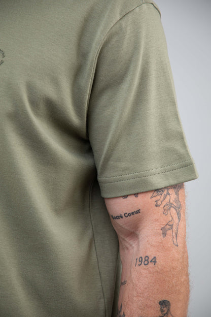 Camiseta Masculina em Suedine