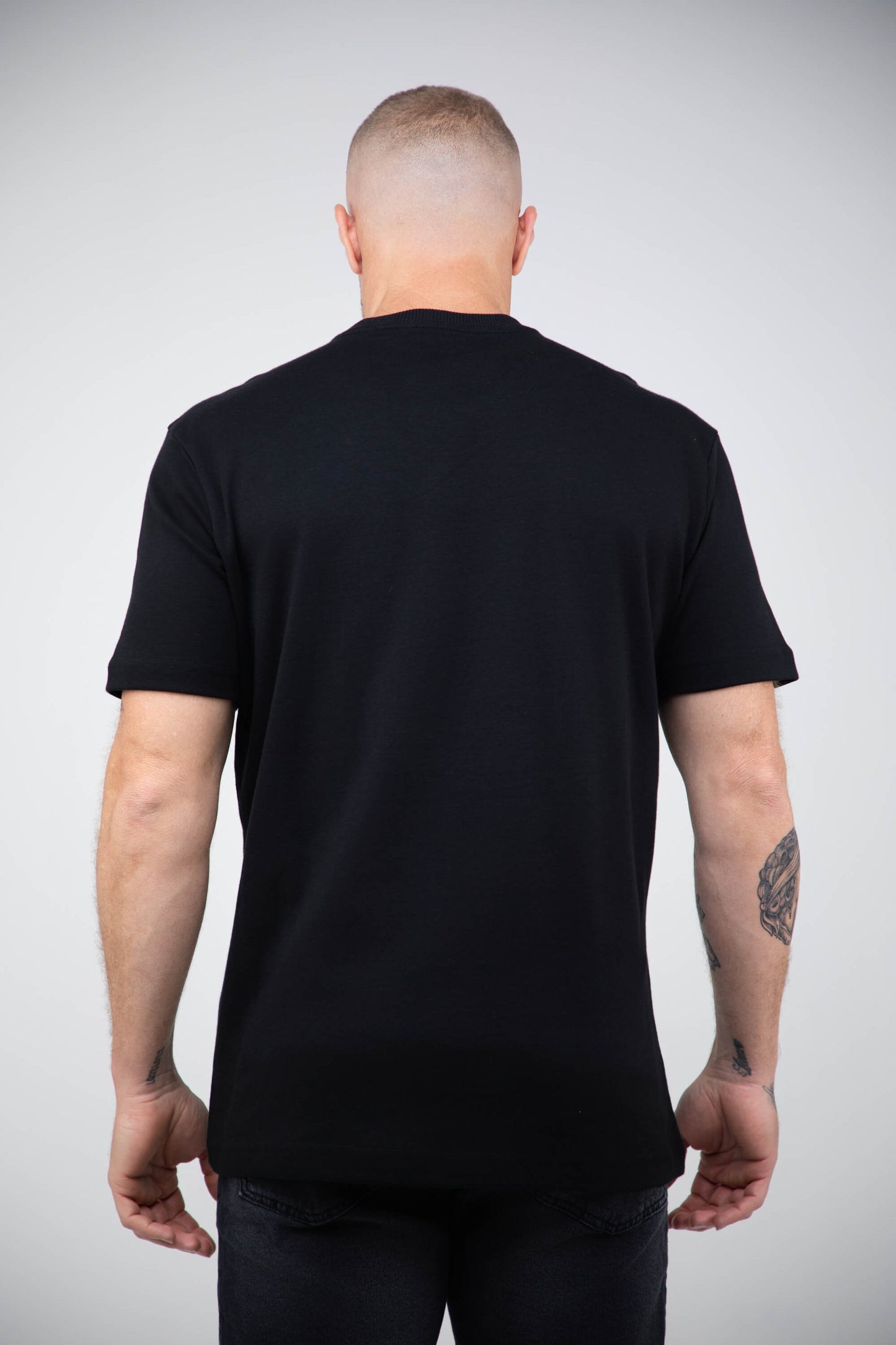 Camiseta Masculina em Suedine